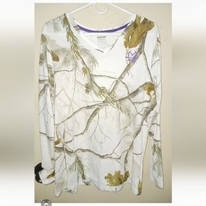 Real tree women's long sleeve shirt